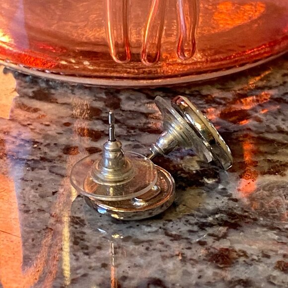 Chanel Stud Earrings - Picture 5 of 7